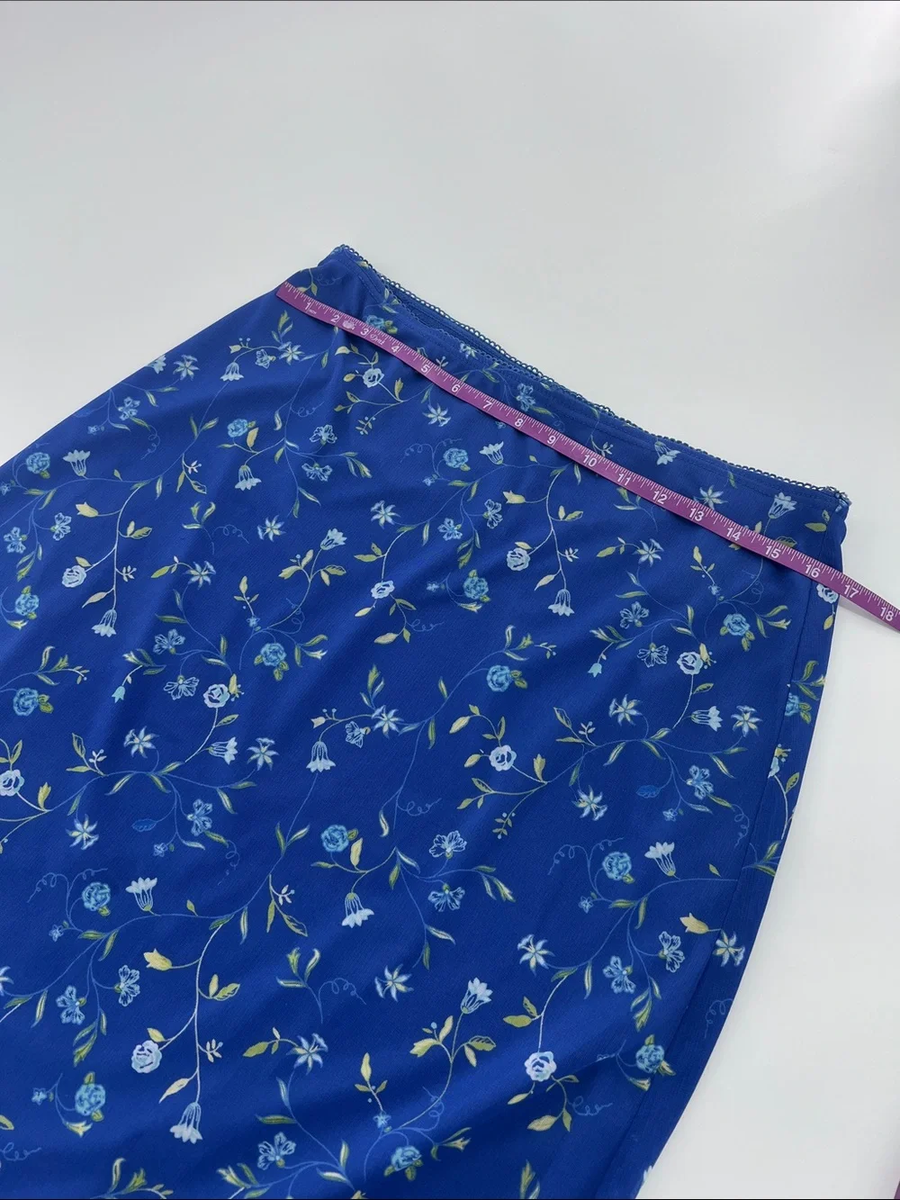 Express line skirt